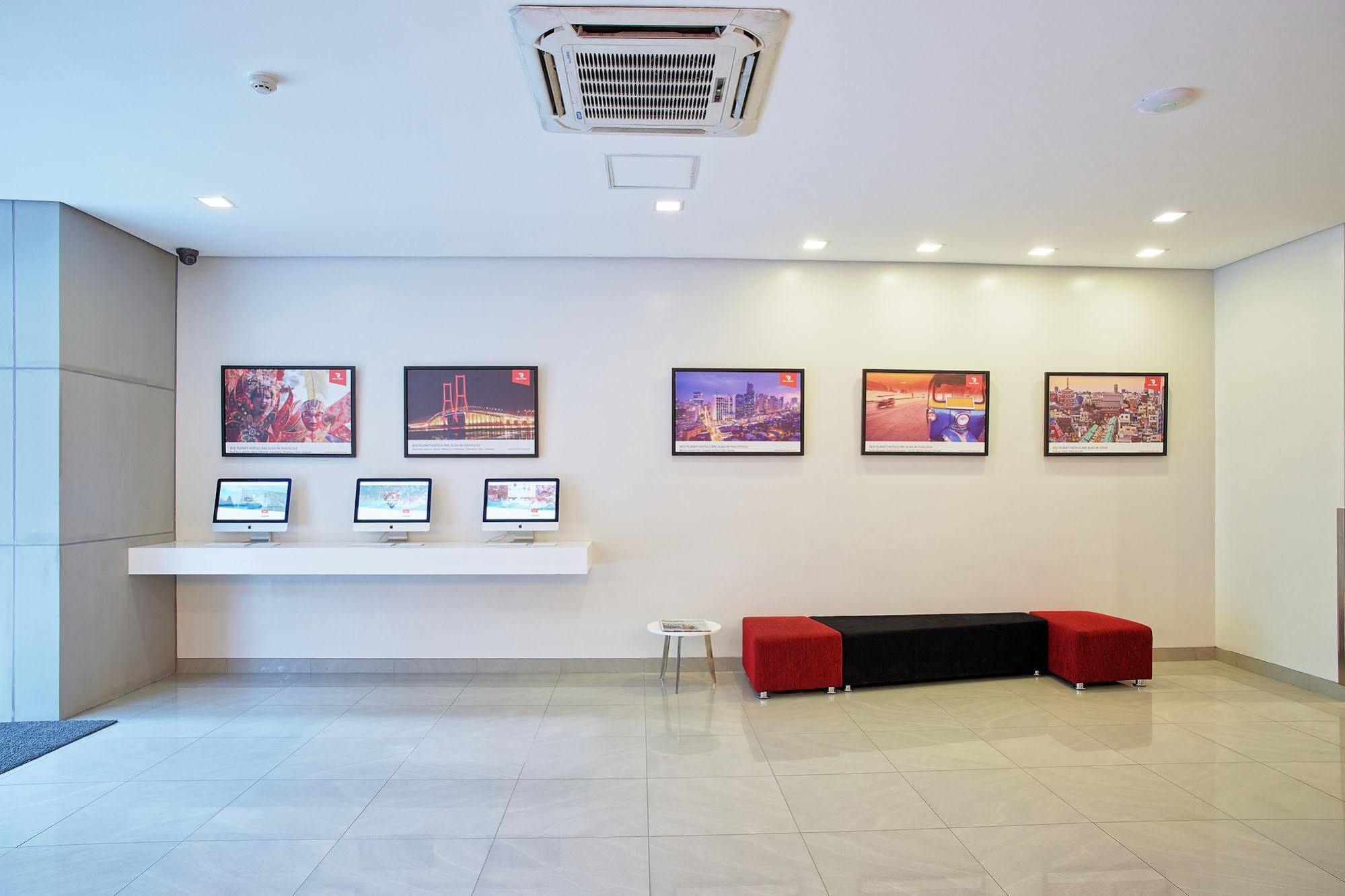 Готель Red Planet Ortigas Mandaluyong Екстер'єр фото